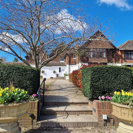 Tottington Manor Hotel Henfield Exterior foto